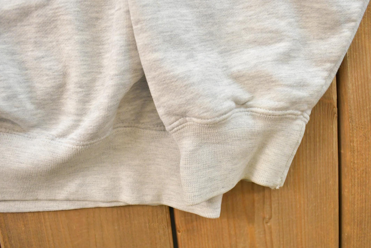 Vintage 1990s Howard College of Dentistry Crewneck Sweatshirt Men's XL from propervintagecanada