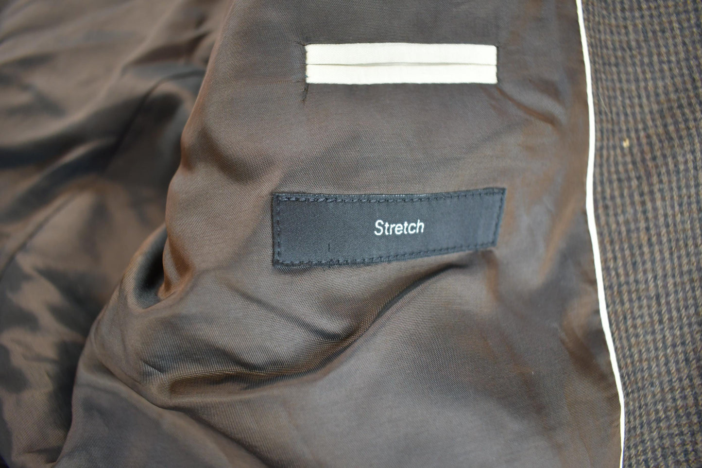 Vintage 1990s Hugo Boss Blazer Jacket Men's L from propervintagecanada