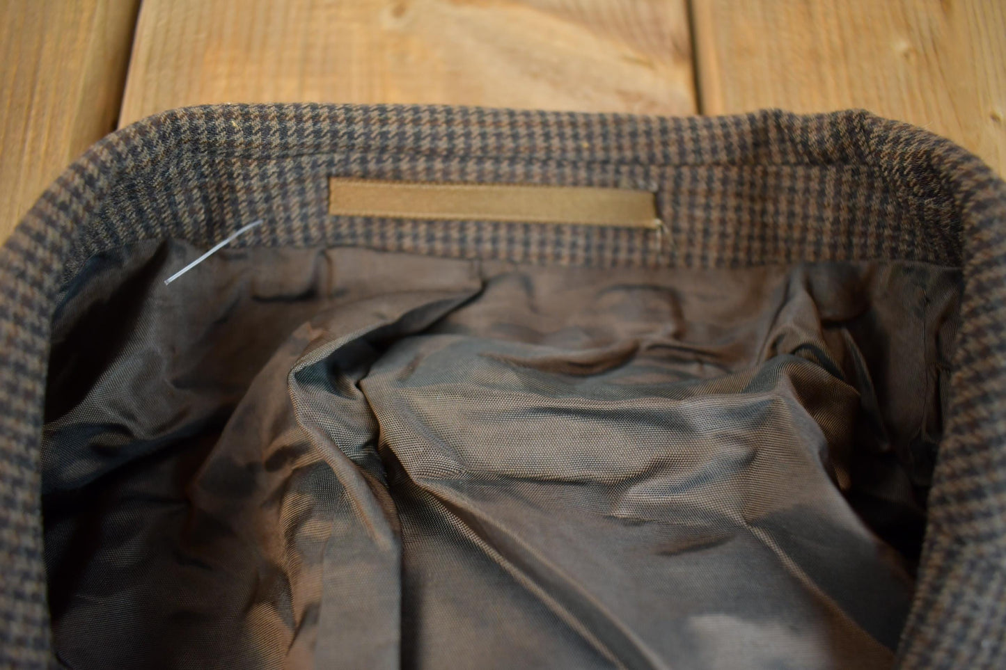 Vintage 1990s Hugo Boss Blazer Jacket Men's L from propervintagecanada