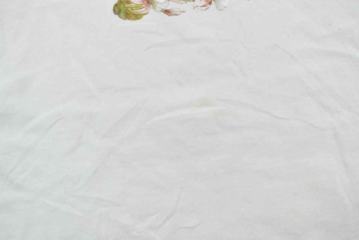 Vintage 1990s Hummingbird Flowers Nature Animal T-Shirt Men's M from propervintagecanada