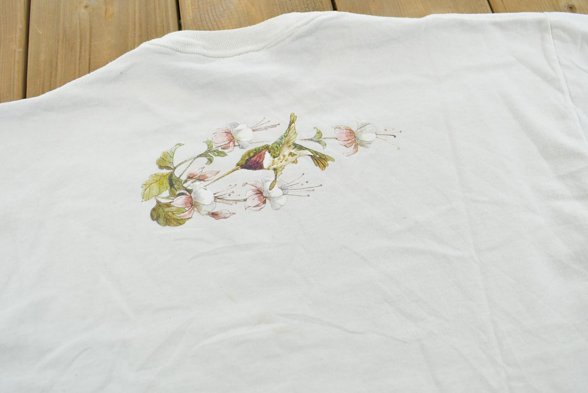 Vintage 1990s Hummingbird Flowers Nature Animal T-Shirt Men's M from propervintagecanada