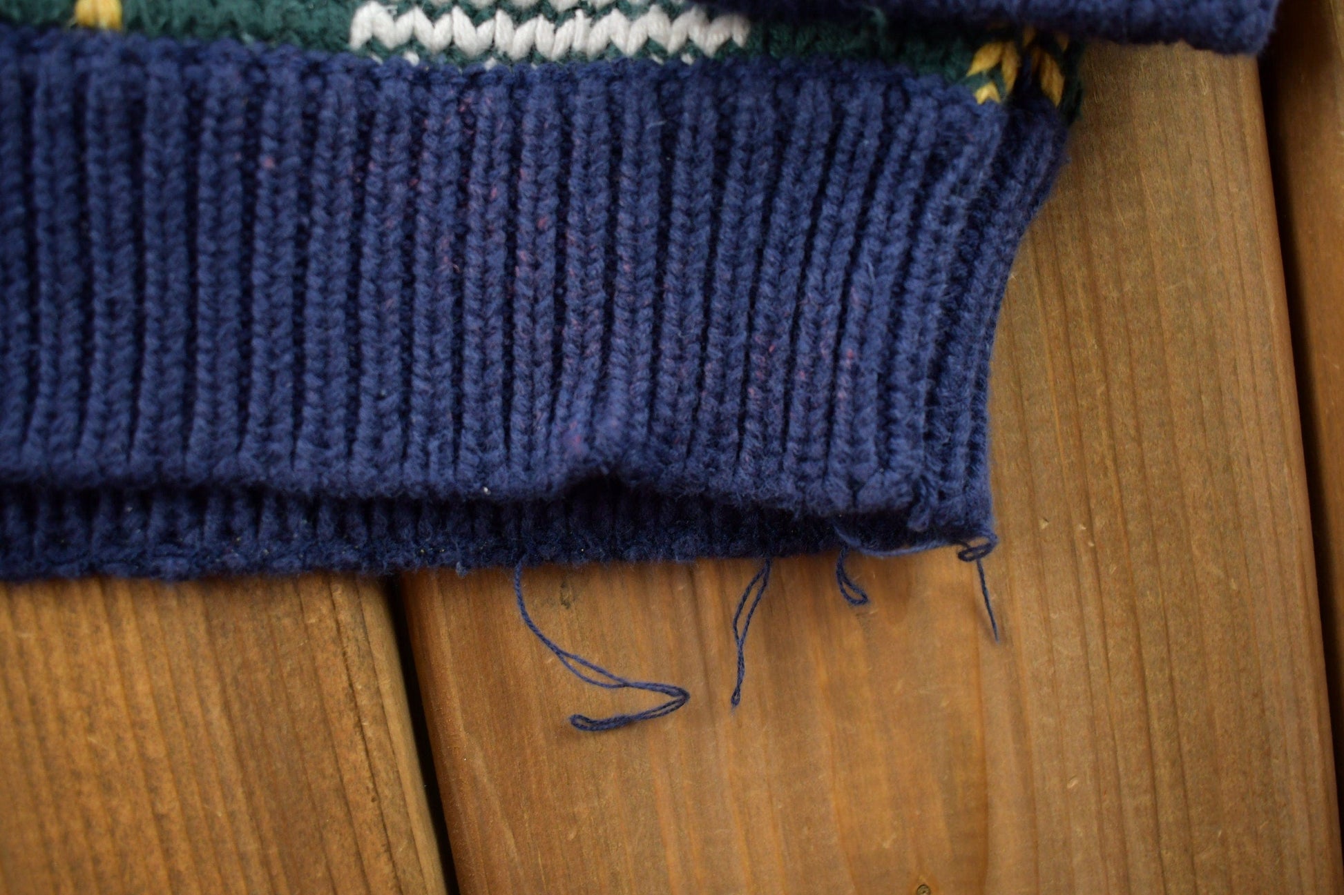 Vintage 1990s Hunt Club Plaid Knitted Crewneck Sweater Men's MMen's Medium from propervintagecanada