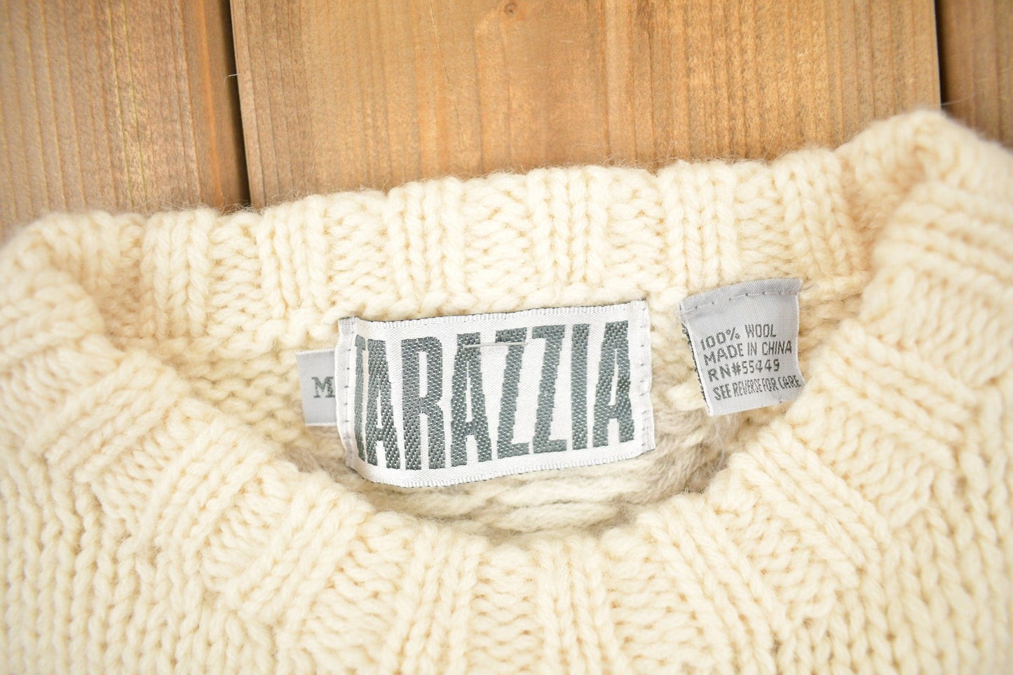 Vintage 1990s Iarazzia Winter Theme Knit Crewneck Sweater Men's Medium from propervintagecanada