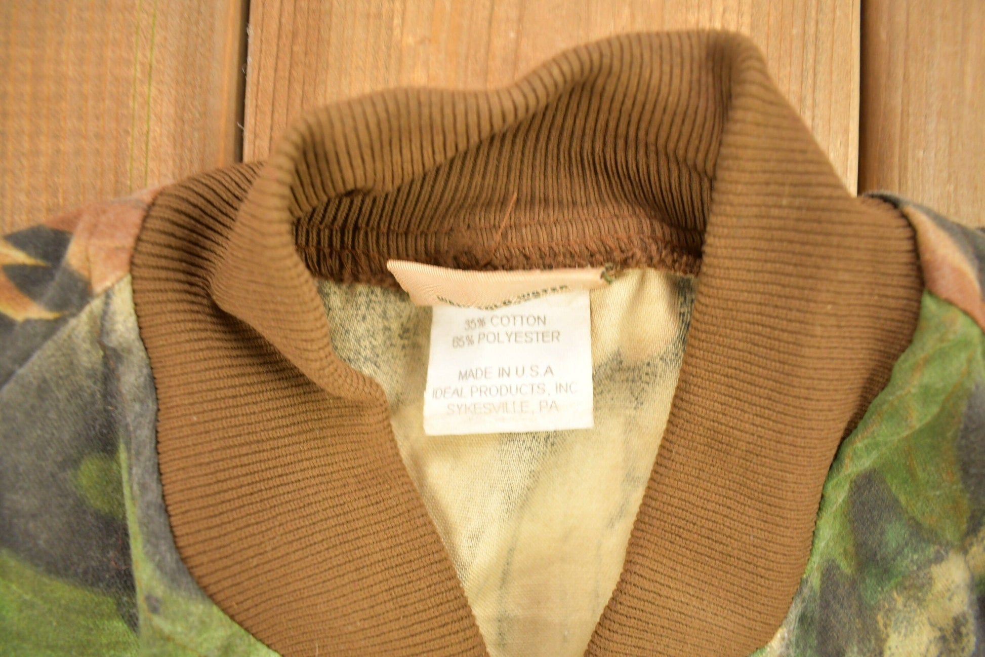 Vintage 1990s IDEAL Tree Camo Windbreaker Bomber Jacket Men's XL from propervintagecanada