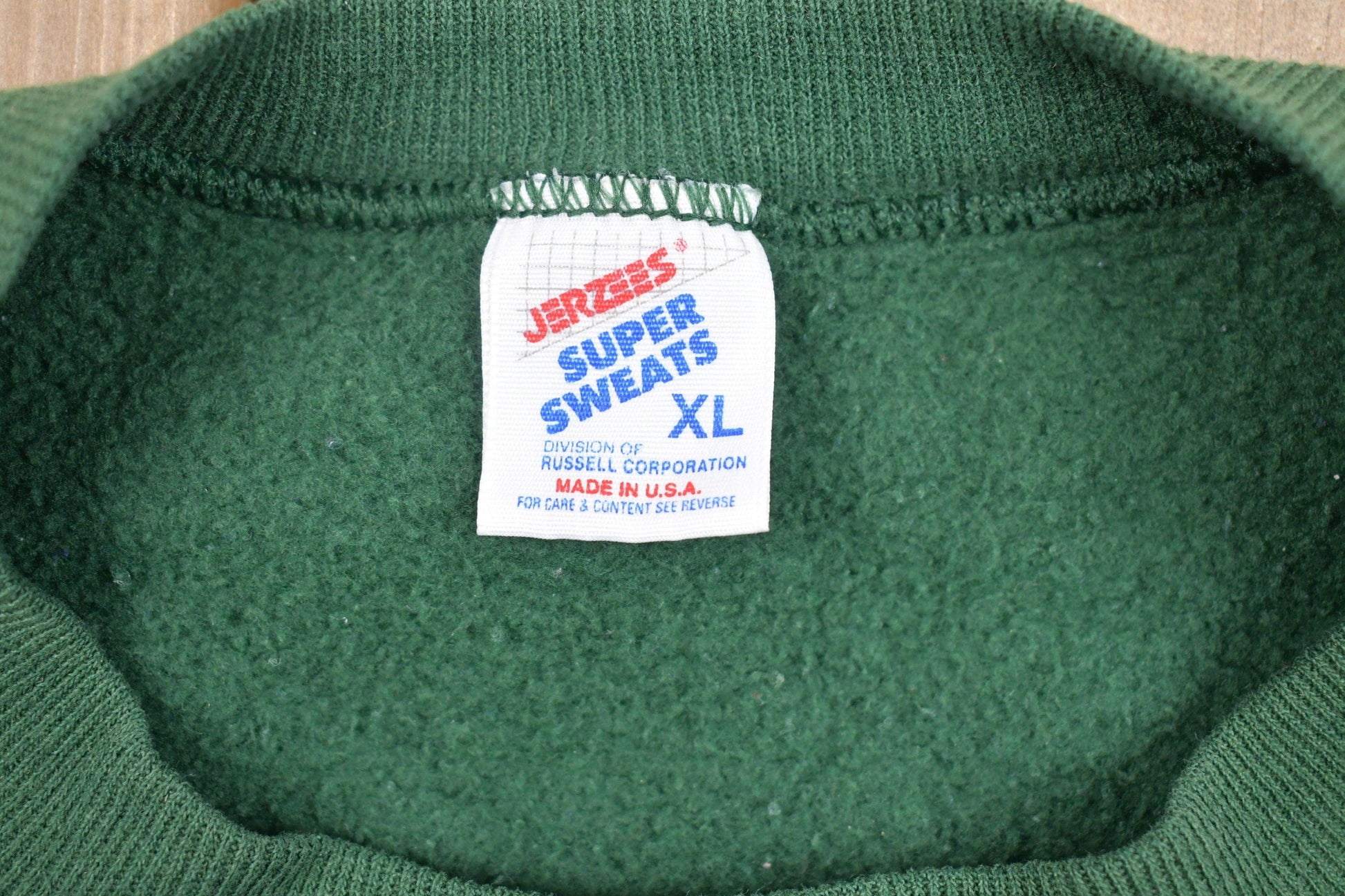Vintage 1990s In the Pines Crewneck Sweatshirt Men's XL from propervintagecanada