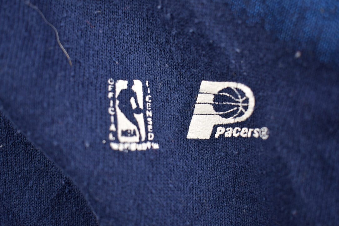 Vintage 1990s Indiana Pacers NBA Crewneck Sweatshirt Men's Large from propervintagecanada