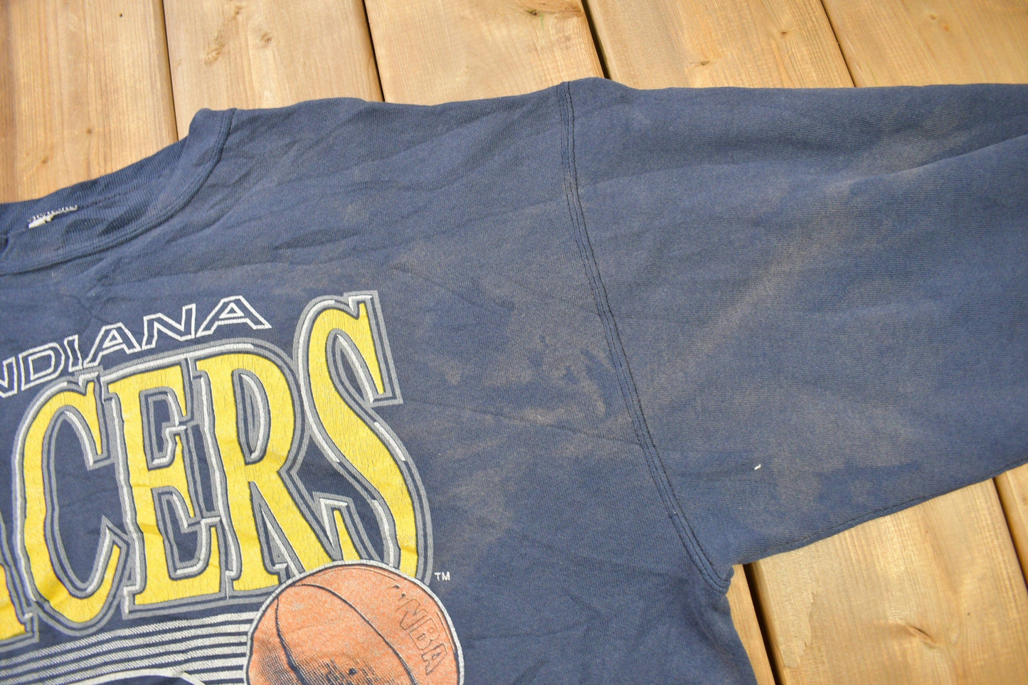 Vintage 1990s Indiana Pacers NBA Graphic Crewneck Sweatshirt Men's XL from propervintagecanada