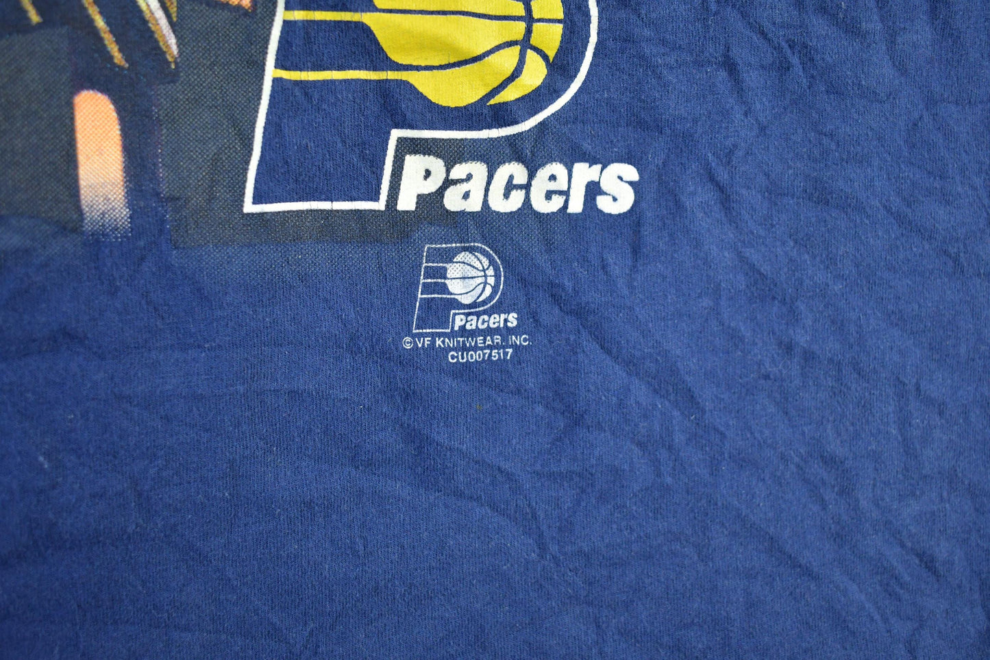 Vintage 1990s Indiana Pacers T-Shirt Men's Large from propervintagecanada
