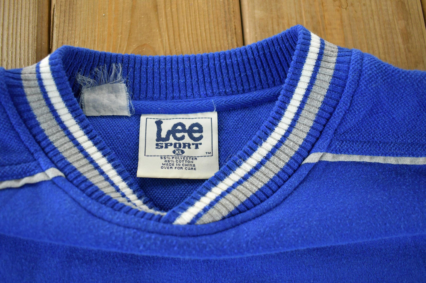 Vintage 1990s Indianapolis Colts NFL Crewneck Sweatshirt Men's XL from propervintagecanada