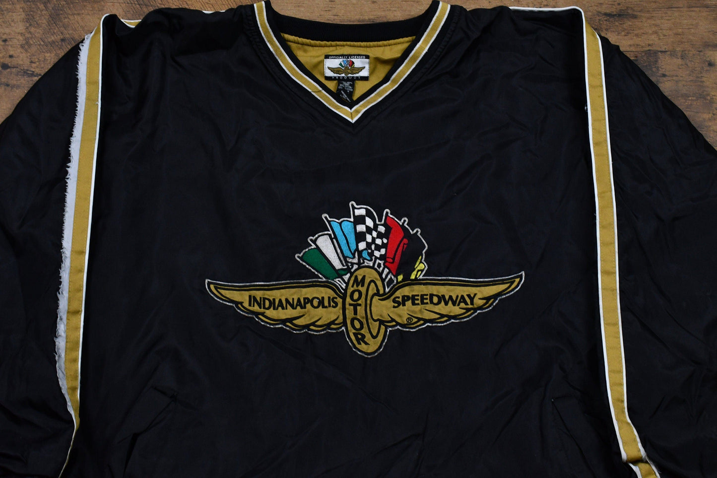 Vintage 1990s Indianapolis Motor Speedway Nylon Pullover Windbreaker Men's XL from propervintagecanada