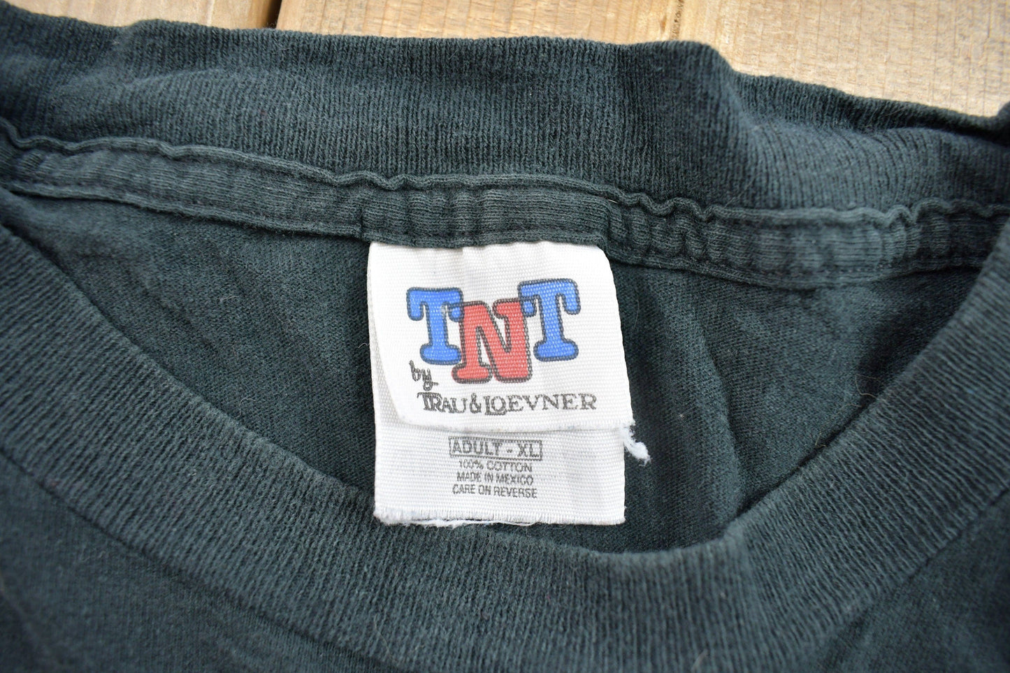 Vintage 1990s Iowa Hawkeyes College football Collegiate T-Shirt Men's 2XL from propervintagecanada