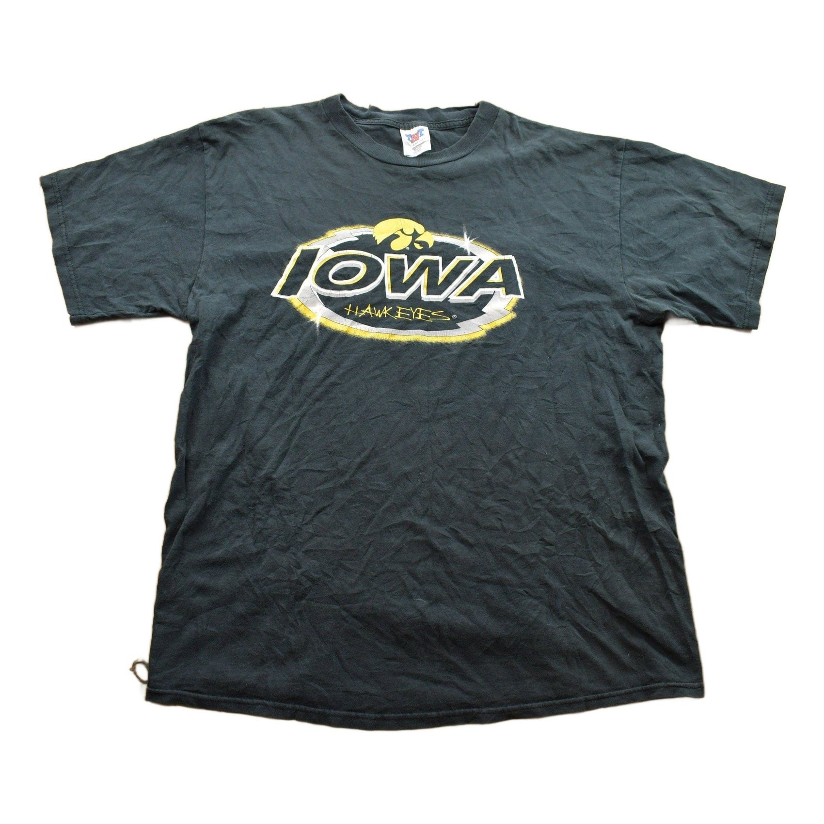 Vintage 1990s Iowa Hawkeyes College football Collegiate T-Shirt Men's 2XL from propervintagecanada