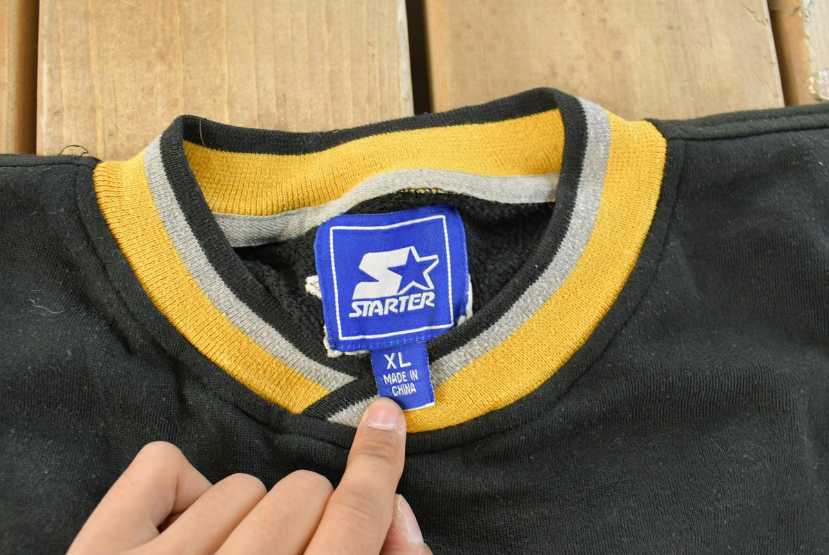 Vintage 1990s Iowa Hawkeyes Starter Crewneck Sweatshirt Men's XL from propervintagecanada