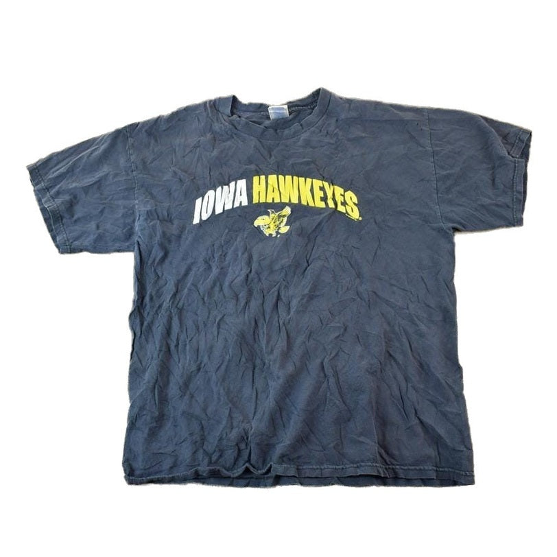 Vintage 1990s Iowa Hawkeyes University Collegiate T-Shirt / NCAA Tee / Americana / Sportswear from propervintagecanada