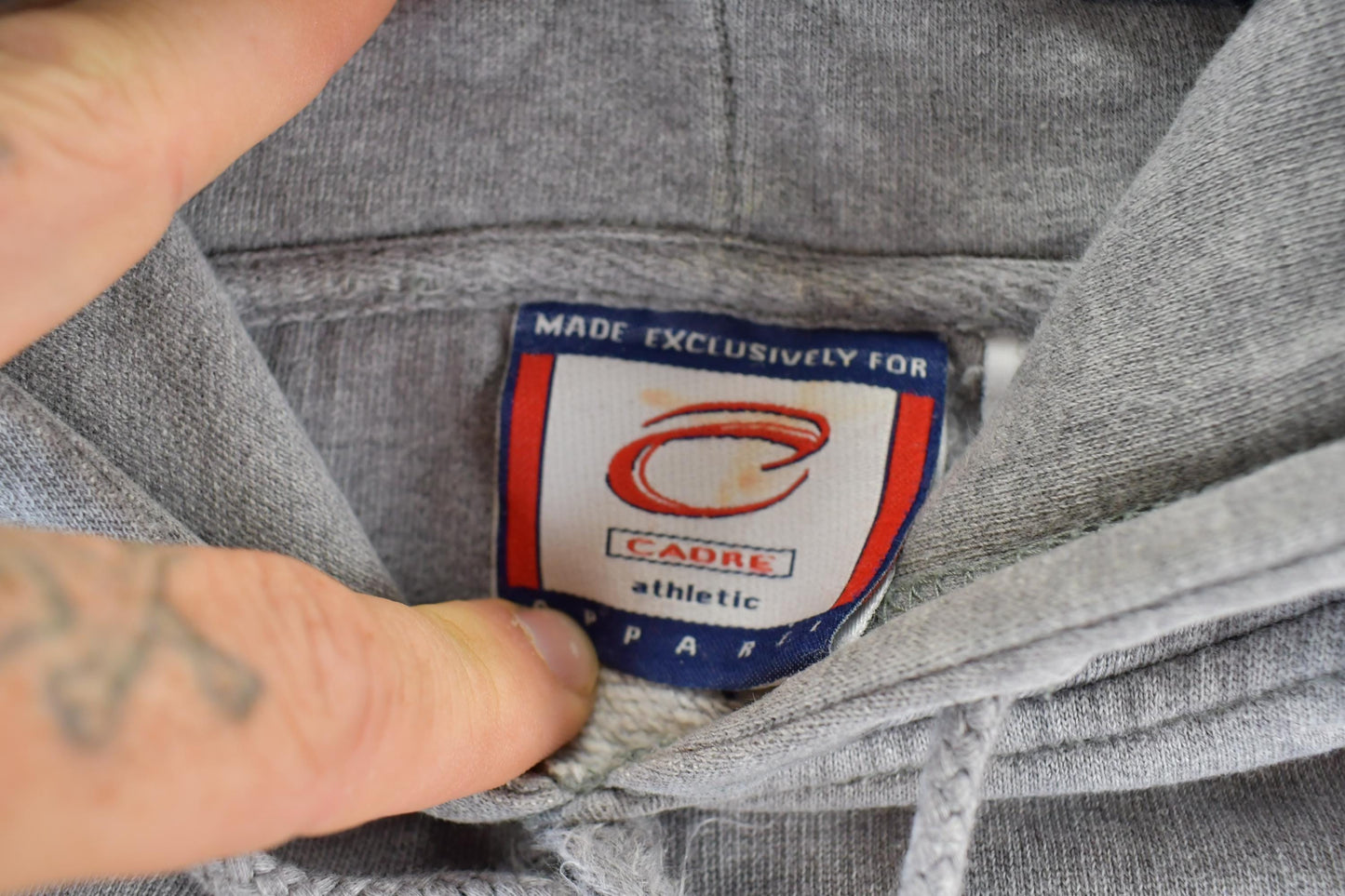 Vintage 1990s Iowa Hawkeyes University Hoodie Men's XL from propervintagecanada