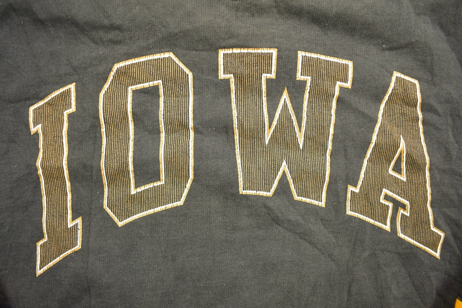 Vintage 1990s Iowa State University Collegiate Crewneck Men's 2XL from propervintagecanada