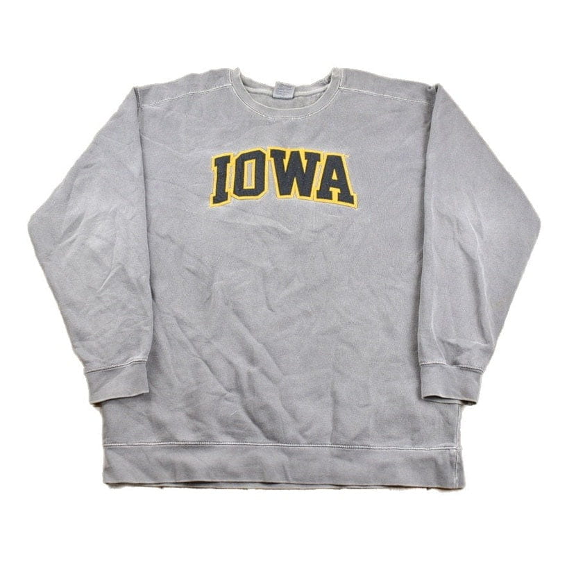 Vintage 1990s Iowa State University Collegiate Crewneck Men's XL from propervintagecanada