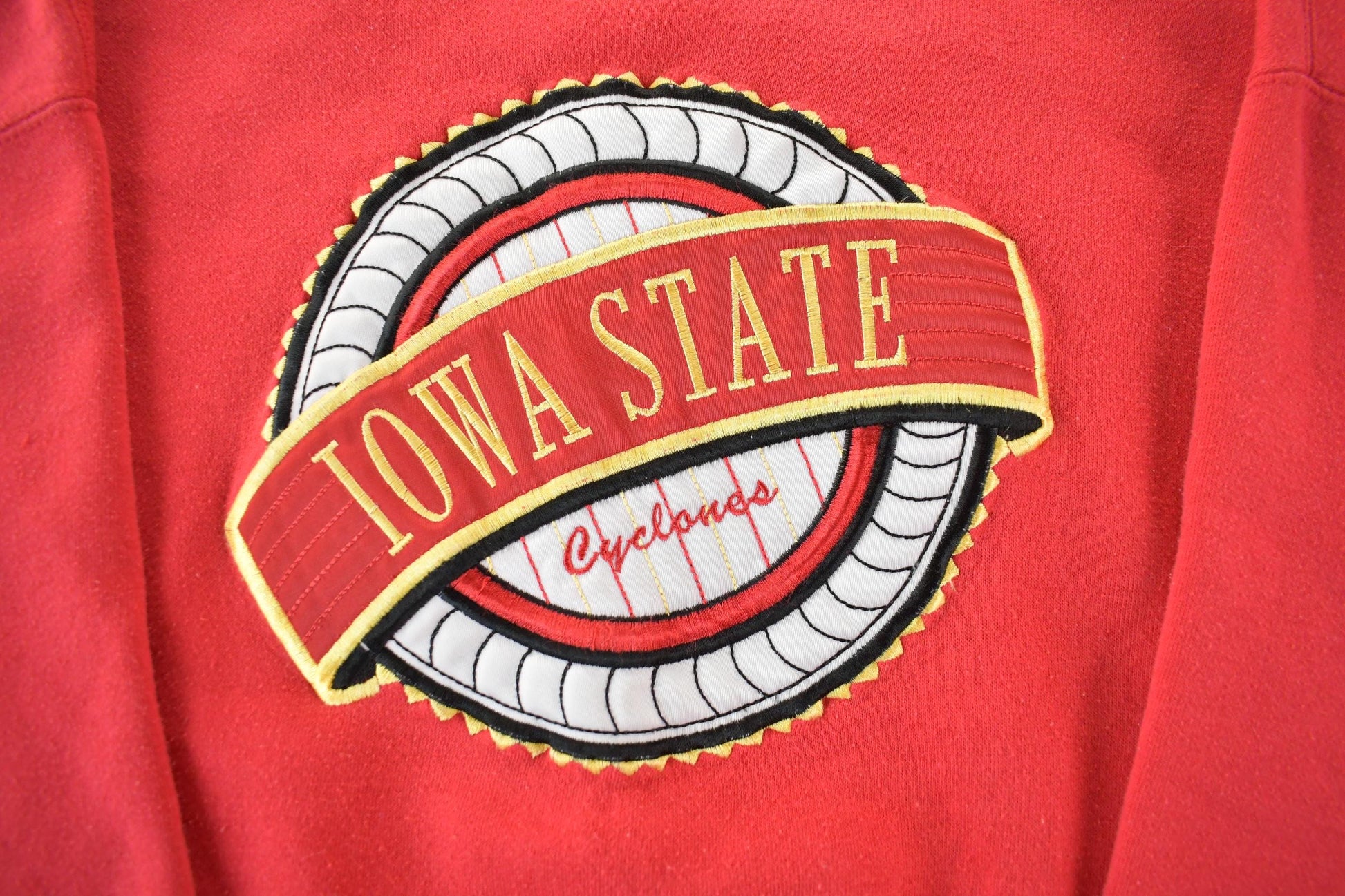 Vintage 1990s Iowa State University Crewneck Men's Large from propervintagecanada