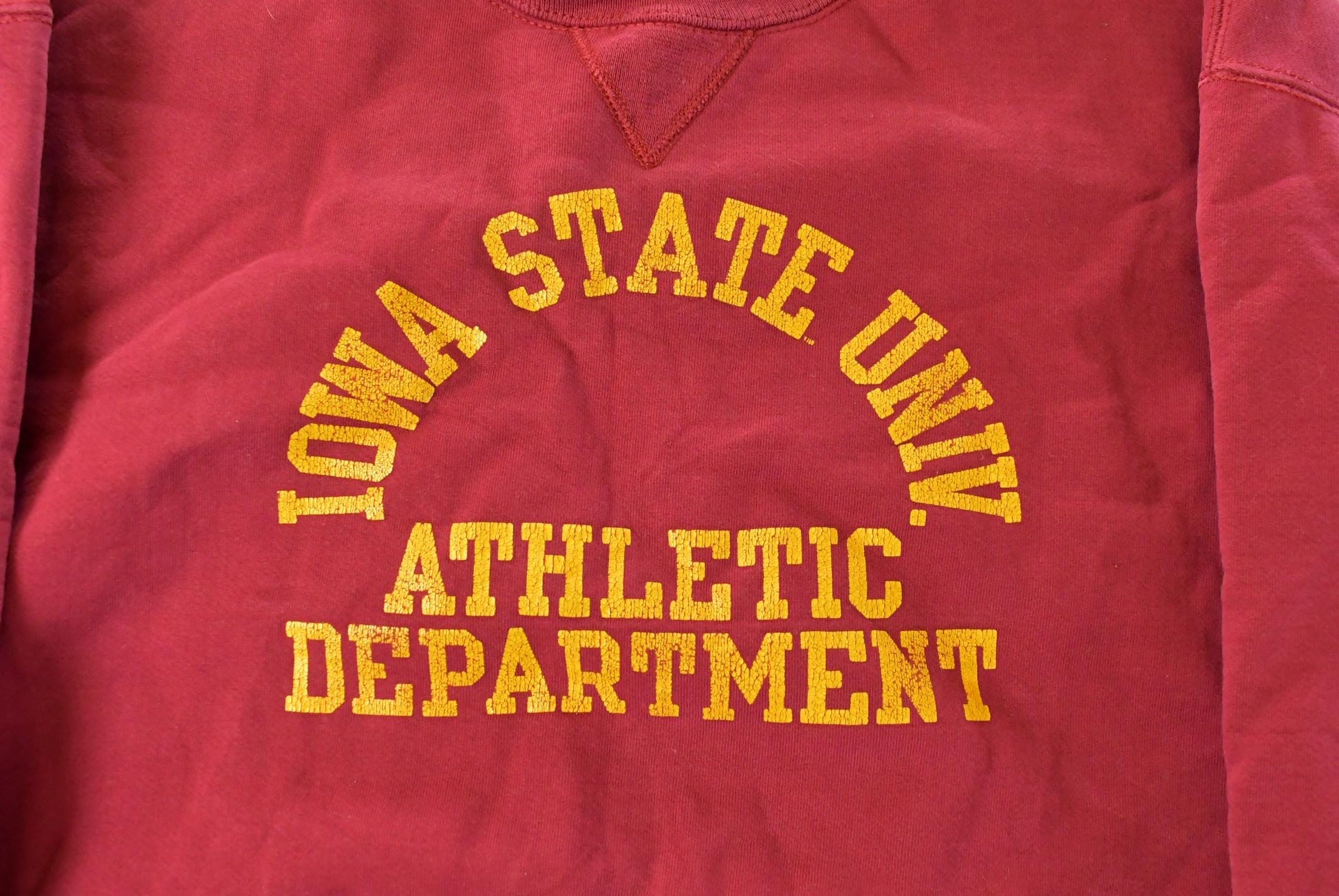 Vintage 1990s Iowa State University Crewneck Sweatshirt Mens Large from propervintagecanada
