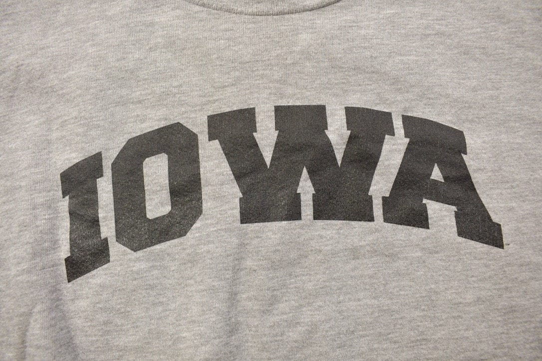 Vintage 1990s Iowa University Collegiate Crewneck / NCAA Sweatshirt / Sportswear / Americana from propervintagecanada