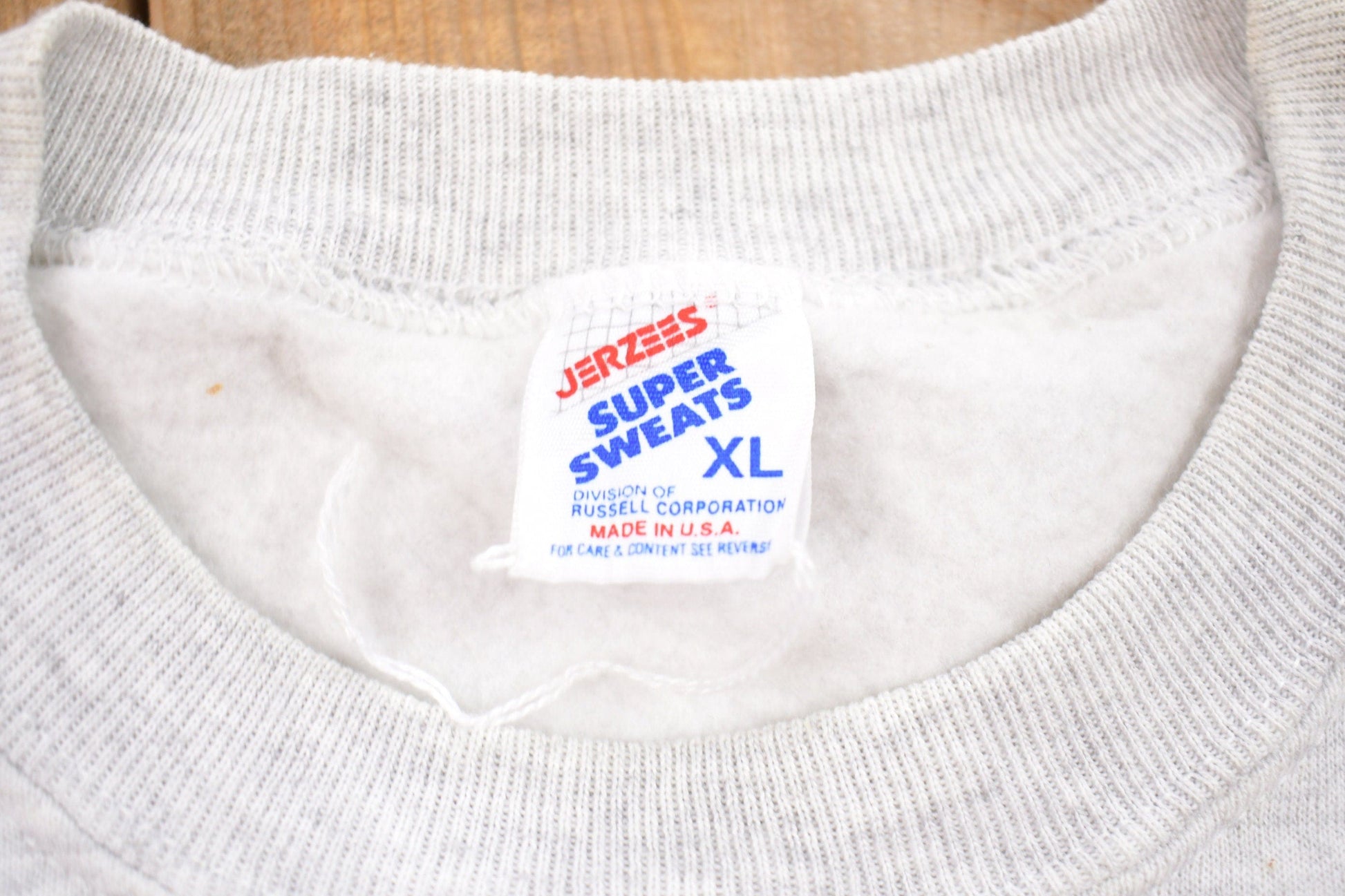 Vintage 1990s Iowa West High School Wahawks Crewneck Sweatshirt Men's XL from propervintagecanada