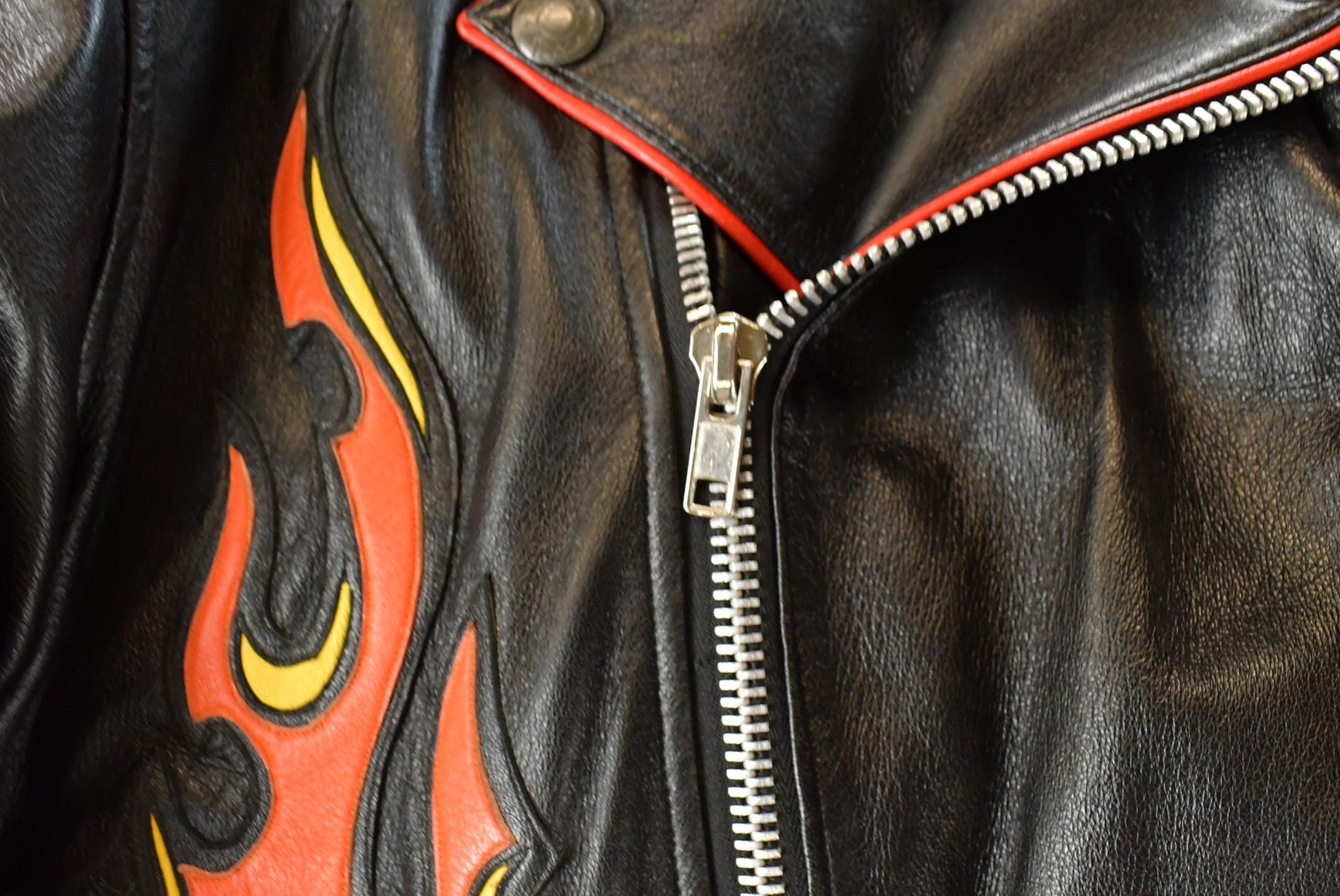 Vintage 1990s Ira Hoss Custom Flames Skull Leather Motorcycle Jacket Men's L from propervintagecanada