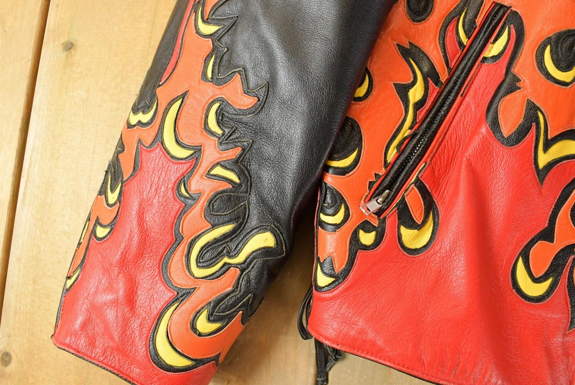 Vintage 1990s Ira Hoss Custom Flames Skull Leather Motorcycle Jacket Men's L from propervintagecanada