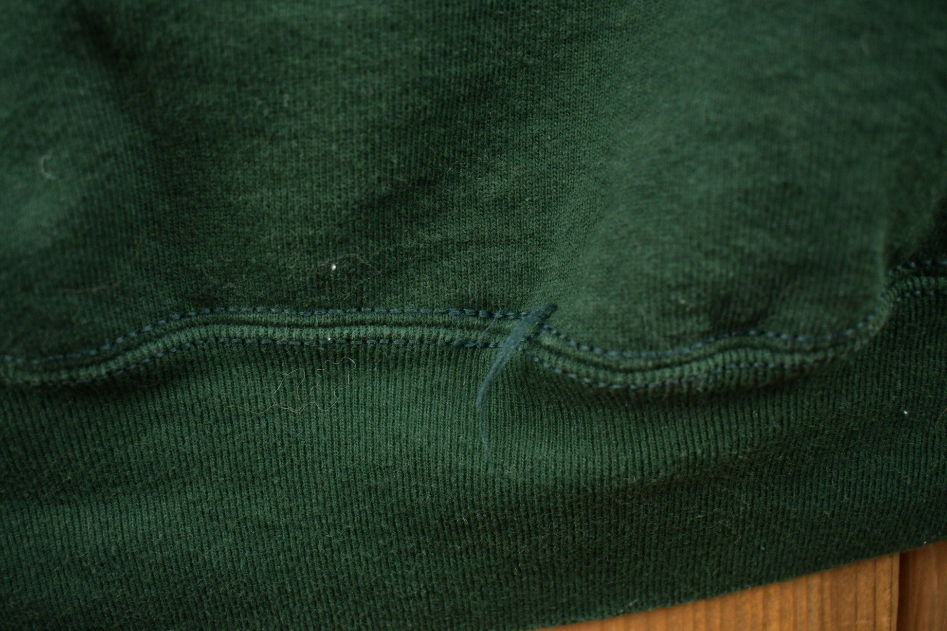 Vintage 1990s Ireland Celtic Cross Crewneck Sweatshirt Men's XL from propervintagecanada