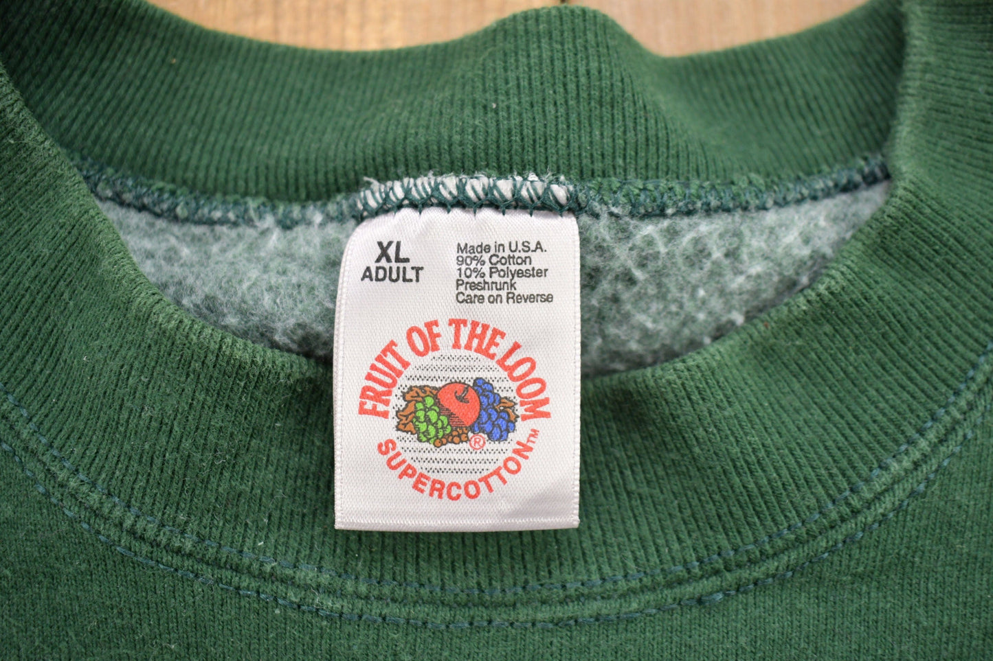 Vintage 1990s Ireland Celtic Cross Crewneck Sweatshirt Men's XL from propervintagecanada