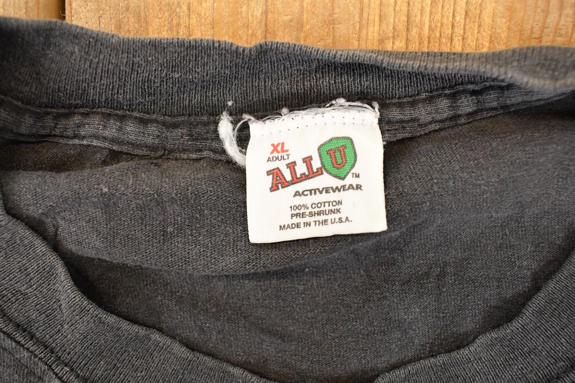 Vintage 1990s Iron Chef Souvenir Kitchen T-Shirt Men's XL from propervintagecanada
