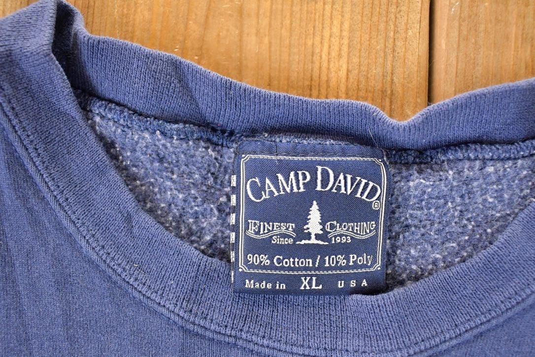 Vintage 1990s IZATYS Golf And Country Club Crewneck Sweatshirt Men's L from propervintagecanada