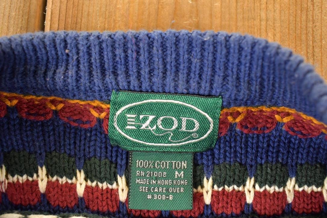 Vintage 1990s Izod Abstract Striped Knit Crewneck Sweater Men's M from propervintagecanada