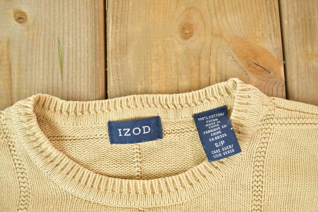 Vintage 1990s Izod Chunky Knit Abstract Pattern Crewneck Sweater Made In 90s Crewneck Men's Small from propervintagecanada