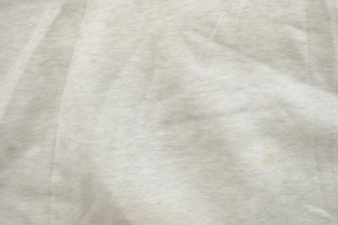 Vintage 1990s Izod Club Ivy Hills Country Club Souvenir Crewneck Sweatshirt Men's Large from propervintagecanada