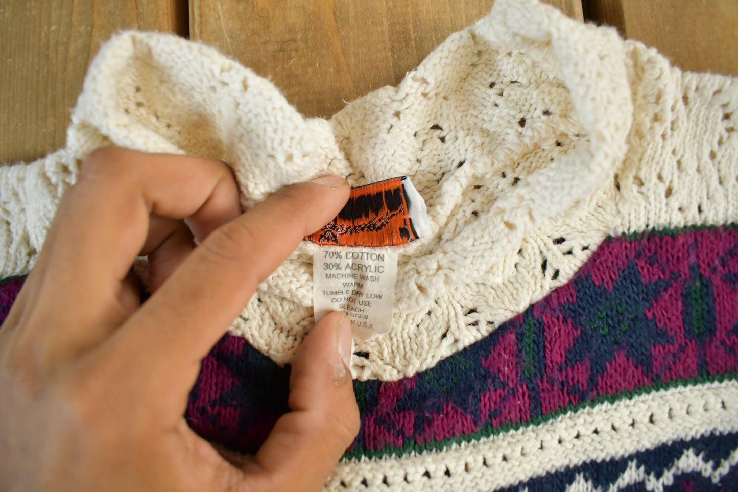 Vintage 1990s Jaguar Knit Floral Theme Crewneck Sweater Men's Large from propervintagecanada