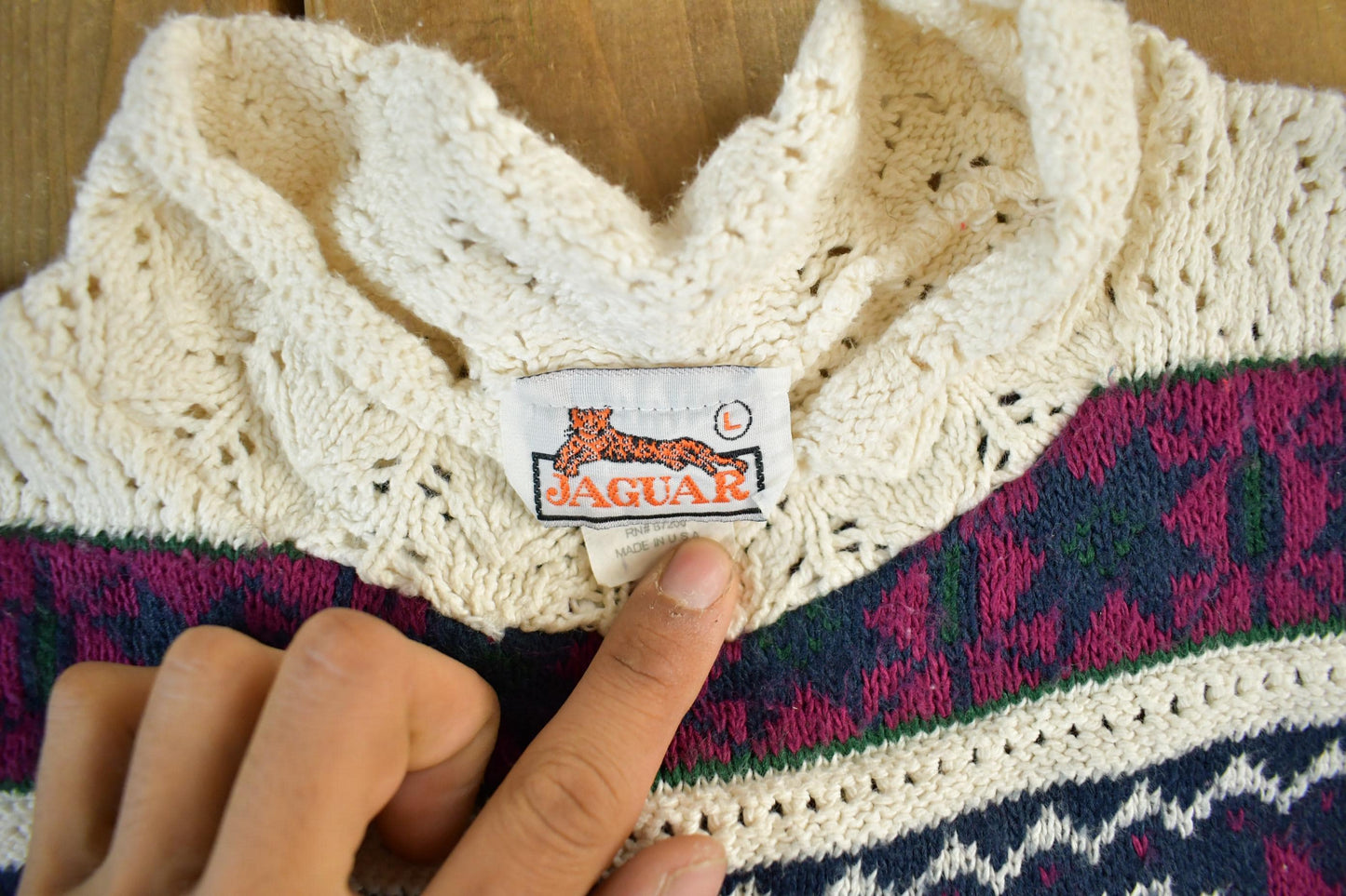 Vintage 1990s Jaguar Knit Floral Theme Crewneck Sweater Men's Large from propervintagecanada