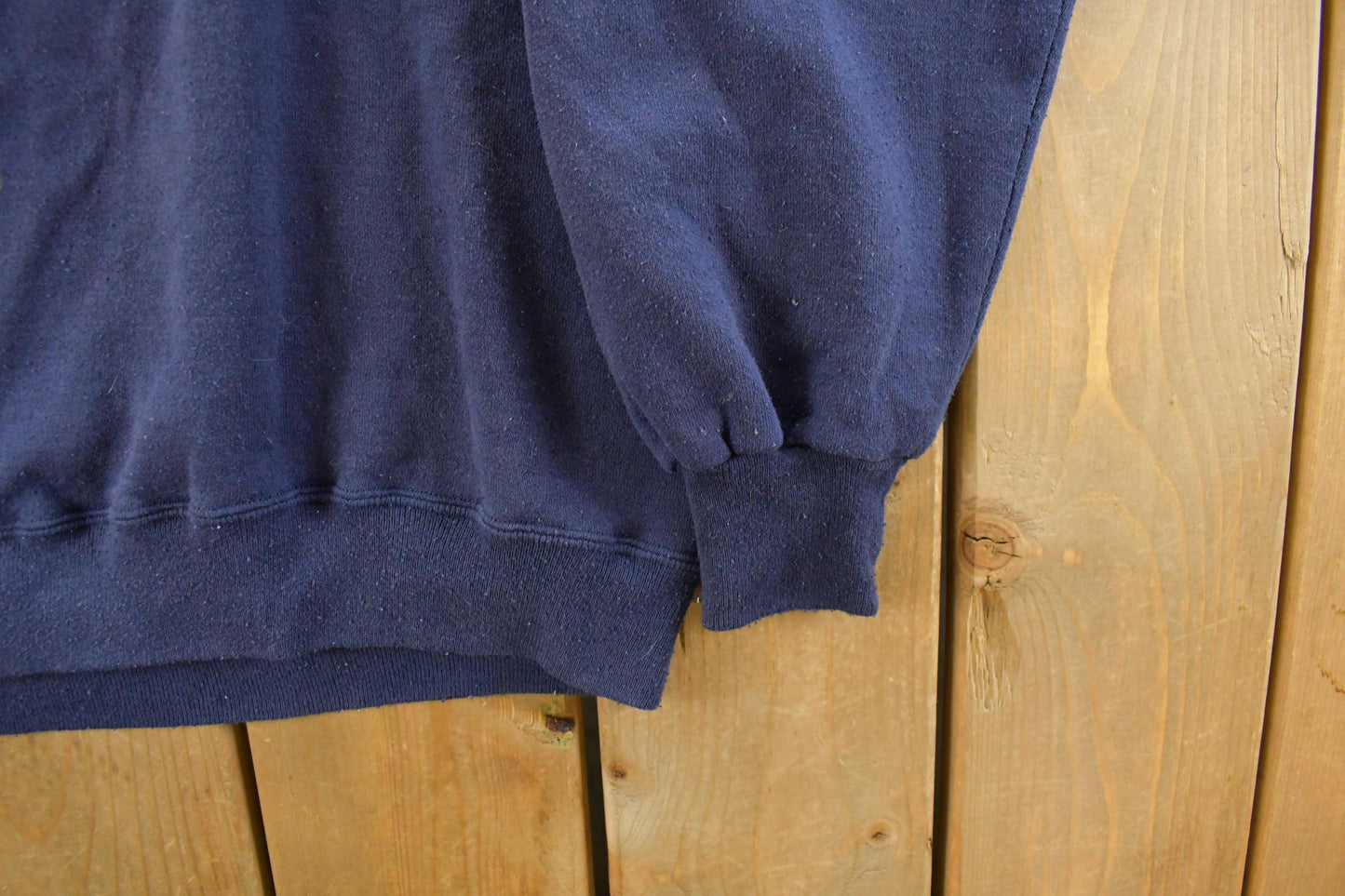 Vintage 1990s James Madison University Crewneck Sweatshirt Men's Large from propervintagecanada