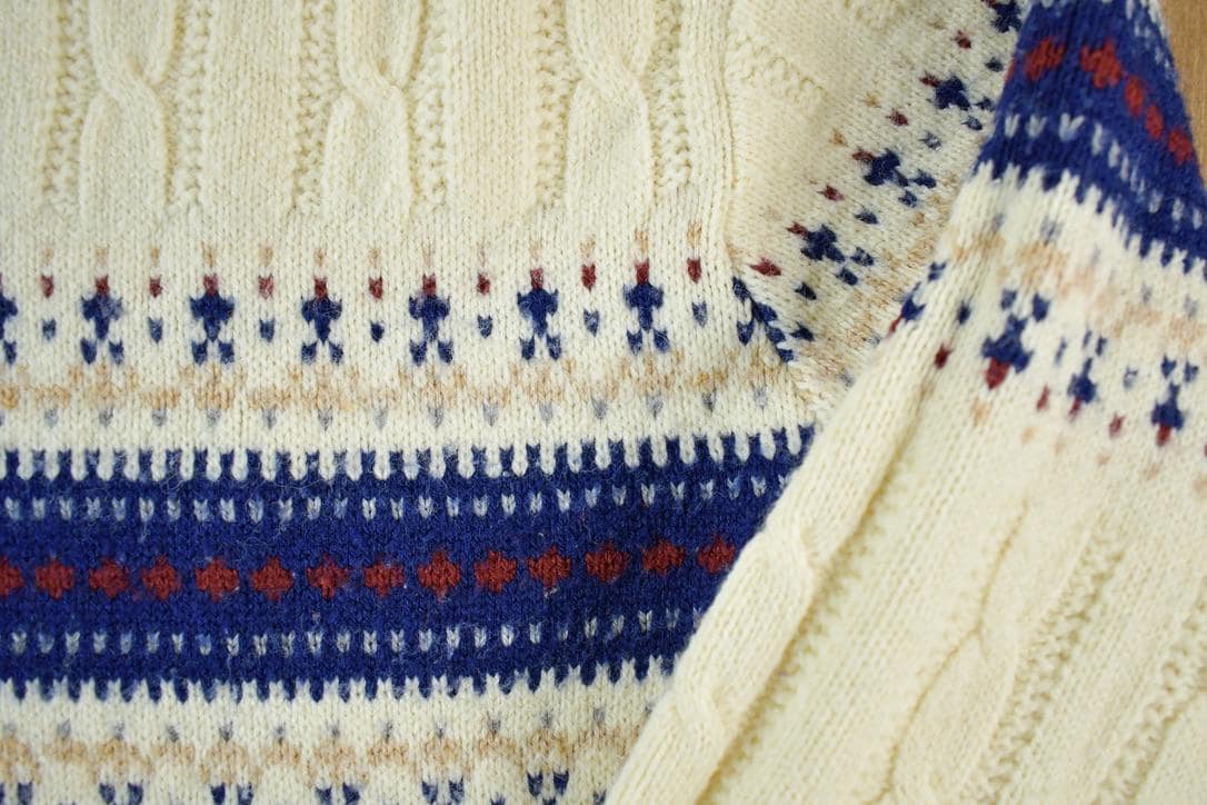 Vintage 1990s Jantzen Cable Knit Abstract Pattern Crewneck Sweater Men's XL from propervintagecanada