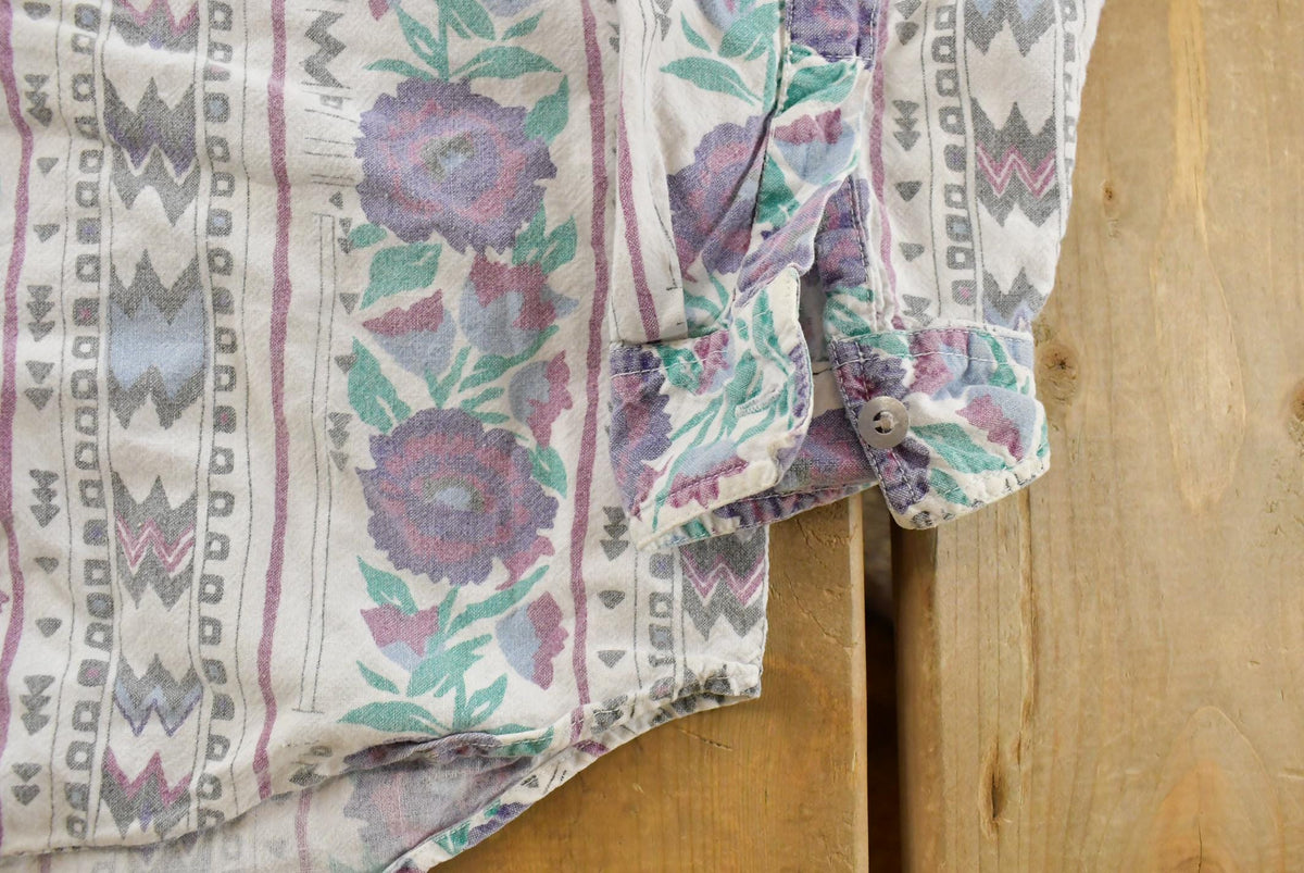 Vintage 1990s Jeans Wear AOP Floral Button Up Shirt Womens L from propervintagecanada
