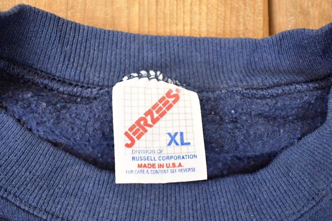 Vintage 1990s Jerzees Blank Crewneck Sweatshirt Men's L from propervintagecanada