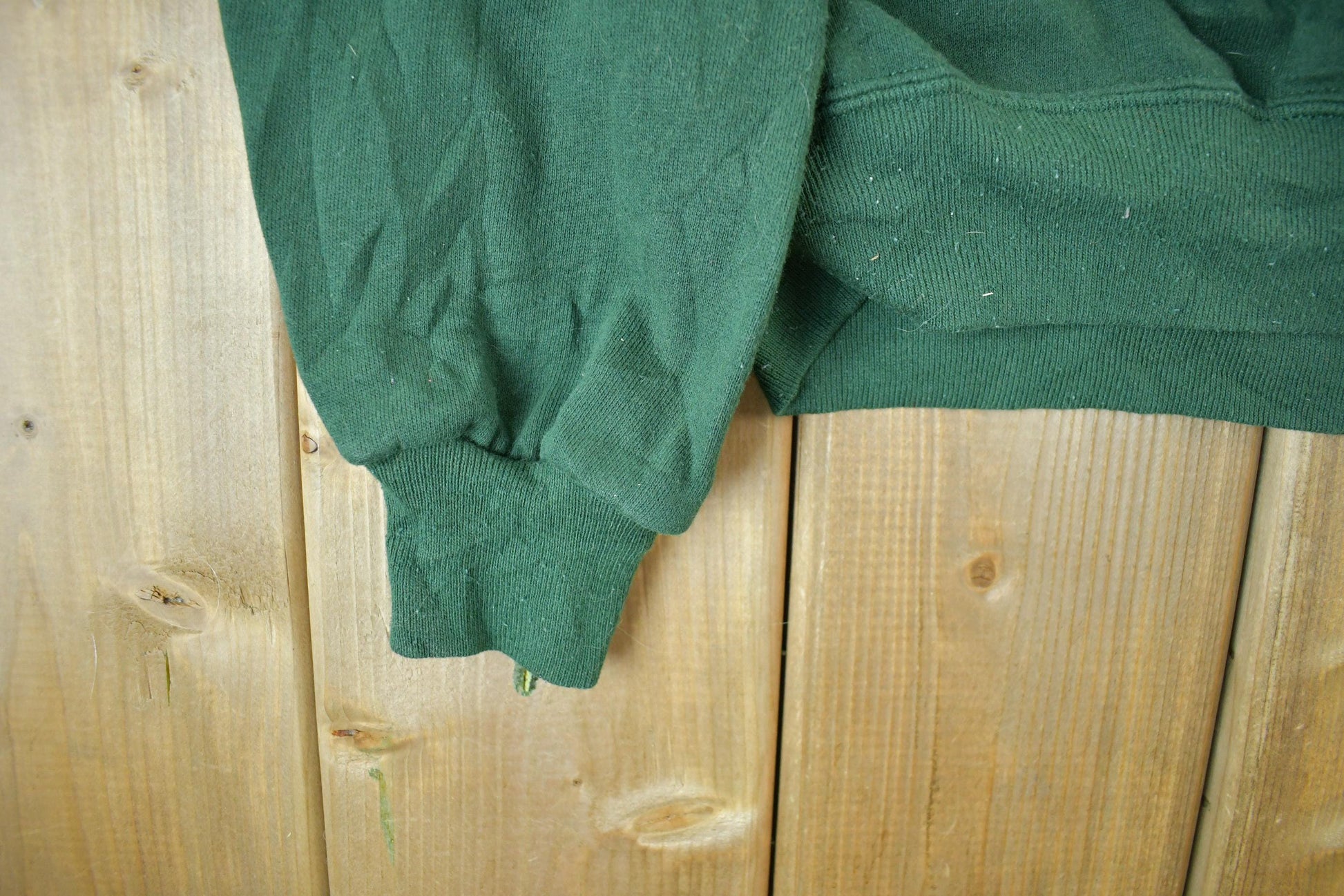 Vintage 1990s Jerzees Blank Crewneck Sweatshirt Men's Large from propervintagecanada