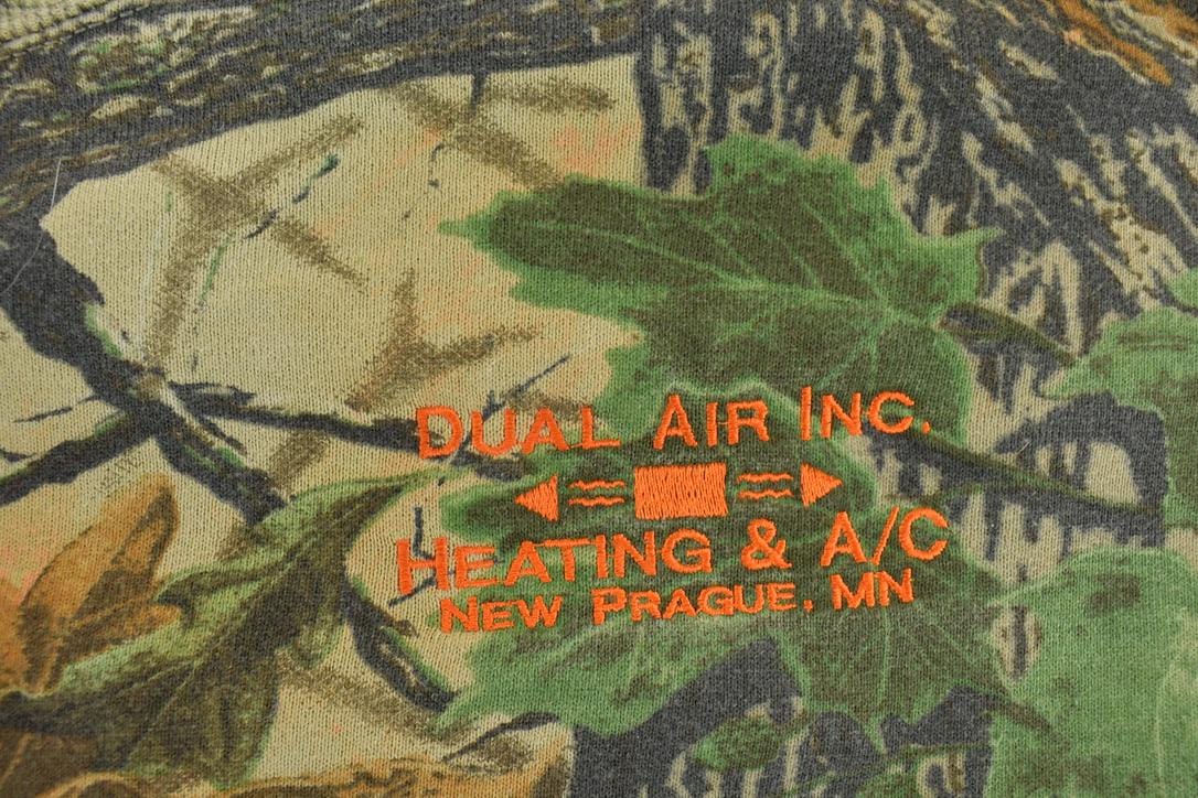 Vintage 1990s Jerzees Outdoor Realtree Camo Crewneck Sweatshirt Men's 3XL from propervintagecanada