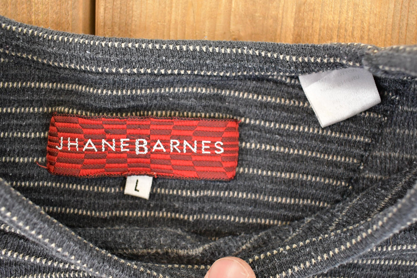 Vintage 1990s Jhane Barnes Abstract Knit Crewneck Sweater Mens M from propervintagecanada