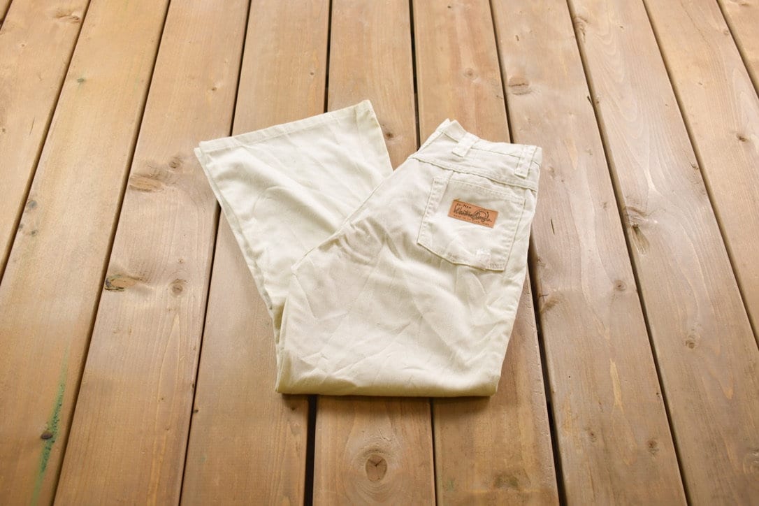 Vintage 1990s Jo-Nee Western Jeans White Bootcut Denim Jeans Women's 26 x 25 from propervintagecanada