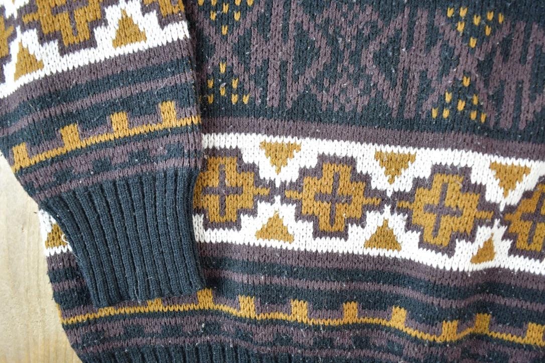 Vintage 1990s Jonathan Bryan Knit Abstract Pattern Crewneck Sweater Men's Large from propervintagecanada