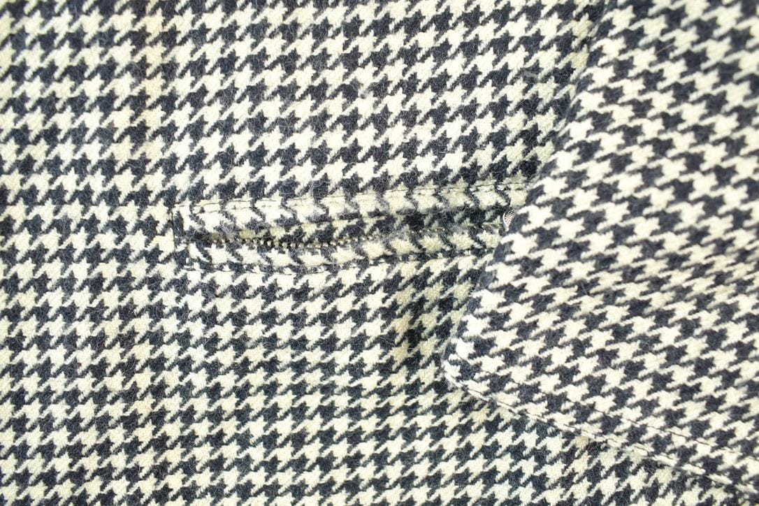 Vintage 1990s Jones And Co Knit Abstract Pattern Cardigan Sweater Mens L from propervintagecanada