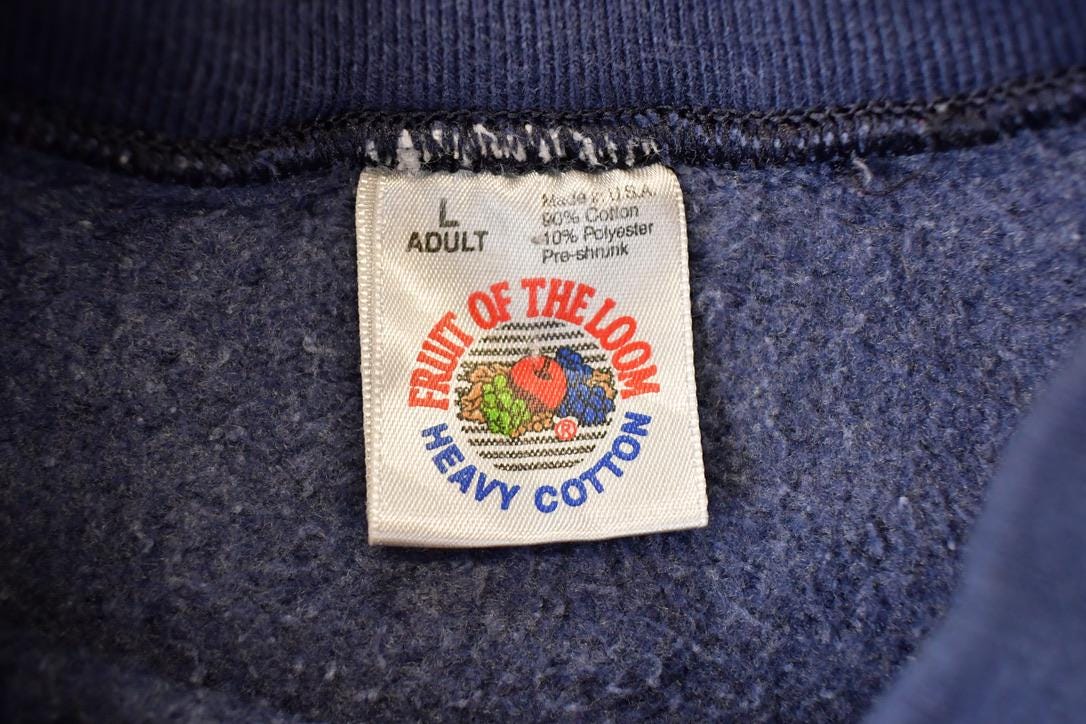 Vintage 1990s Kananaskis Canadian Rockies Embroidered Crewneck Sweatshirt Men's L from propervintagecanada