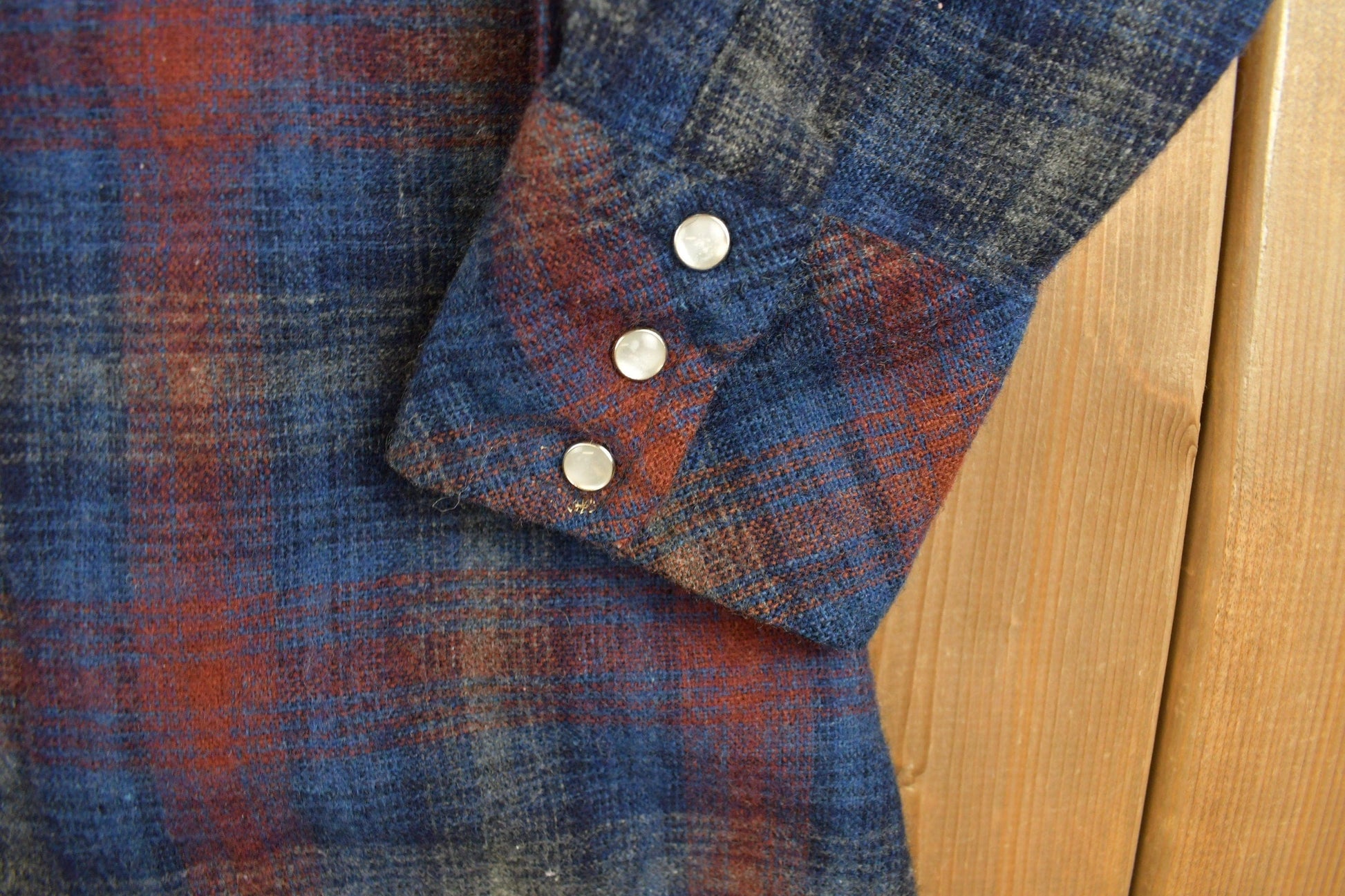 Vintage 1990s Karman Flannel Button Up Western Shirt Men's Large from propervintagecanada