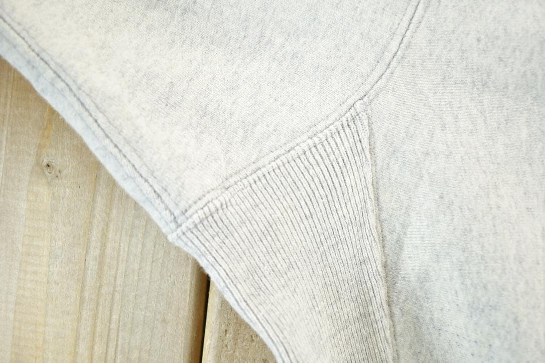 Vintage 1990s Kellsport Oatmeal Cross Grain Crewneck Mens XL from propervintagecanada