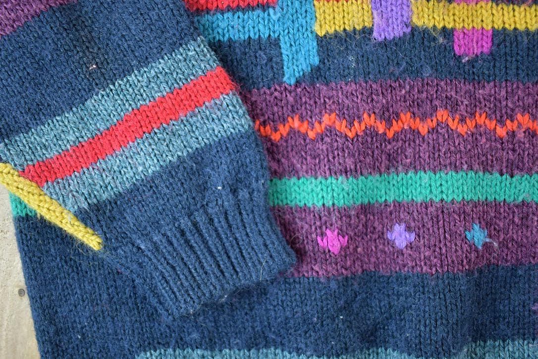 Vintage 1990s Knit Abstract Pattern Crewneck Sweater Men's Large from propervintagecanada